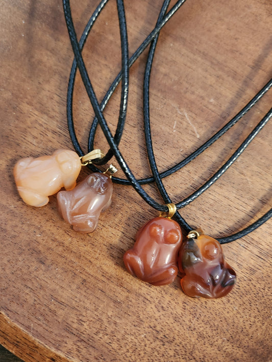 Agate Frog Pendants